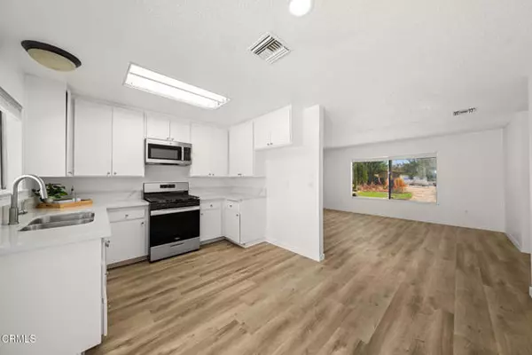 Moreno Valley, CA 92557,11841 Davis ST