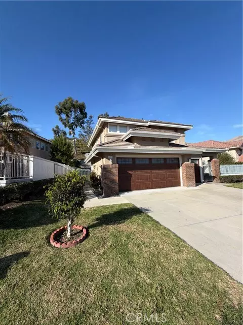 Lake Forest, CA 92610,17 Pastora