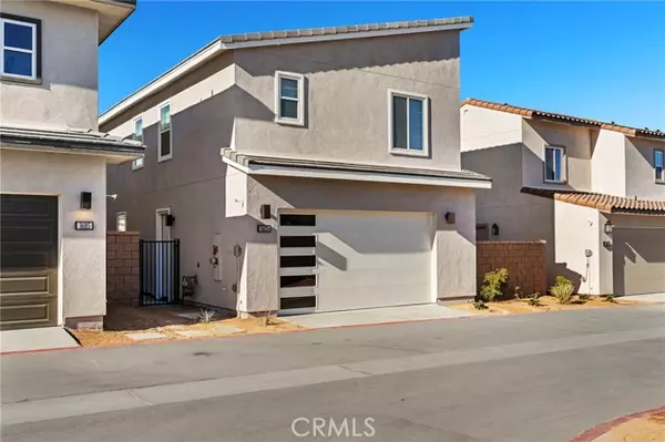 36173 Hewitt, Palm Desert, CA 92211