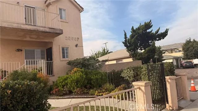 20807 Elaine AVE #4, Lakewood, CA 90715