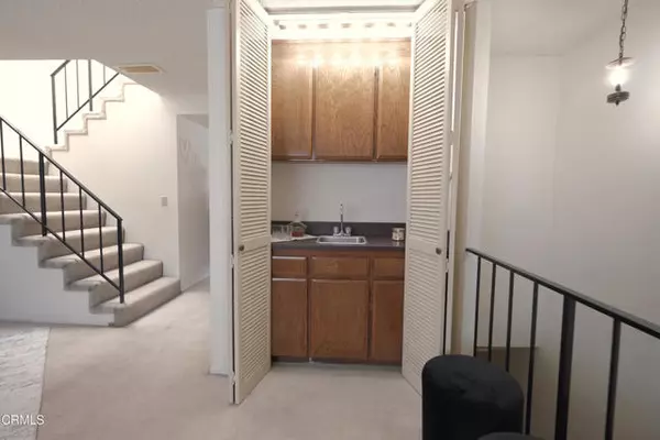 Alhambra, CA 91801,919 W San Marino AVE D