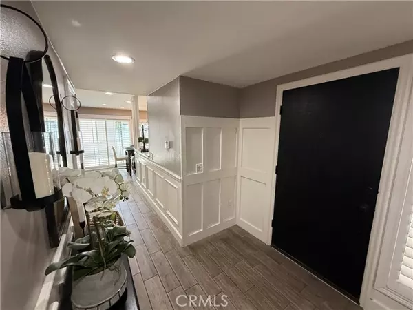 Corona, CA 92882,1053 Border AVE