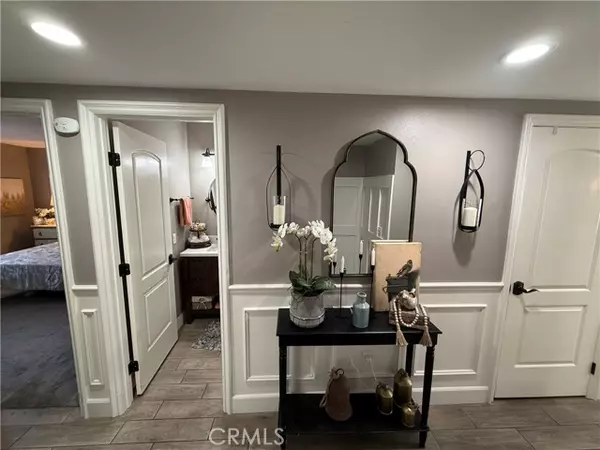 Corona, CA 92882,1053 Border AVE