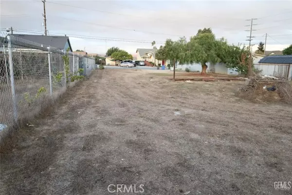 Greenfield, CA 93927,5 6th
