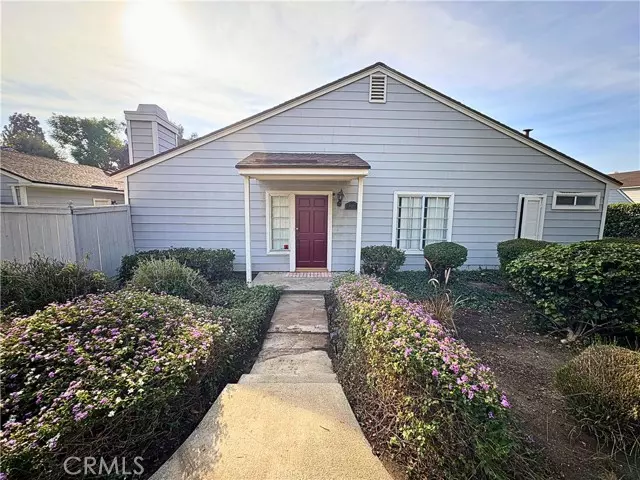 1683 N Mountain A, Upland, CA 91784