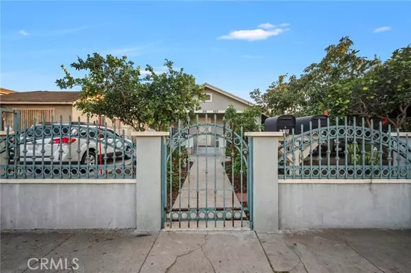 Los Angeles, CA 90044,818 W 65th