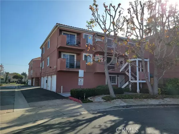 409 Utica AVE D36, Huntington Beach, CA 92648
