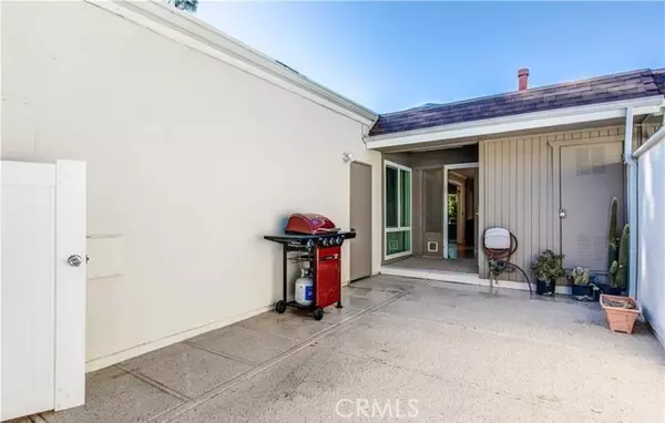 Laguna Hills, CA 92653,22131 Caminito Vino