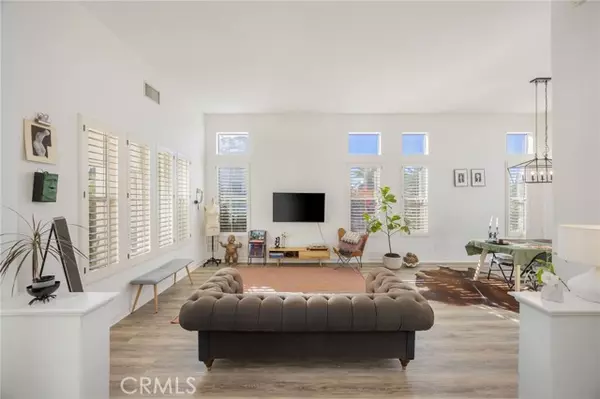 West Hills, CA 91307,7211 Rockridge Ter