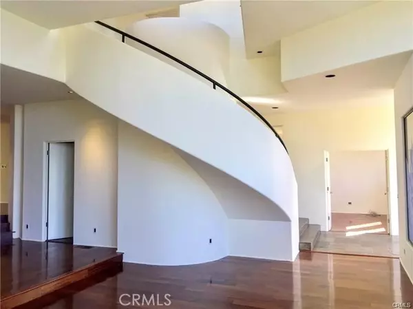 Laguna Beach, CA 92651,2828 Bernard CT