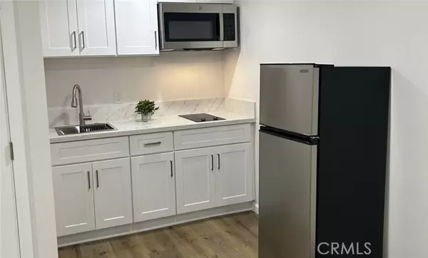 Monrovia, CA 91016,127 N Canyon BLD