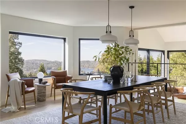 Lake Arrowhead, CA 92352,654 S Cumberland