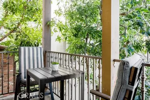 Irvine, CA 92603,209 Tall Oak