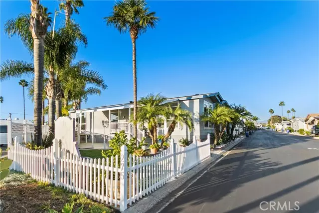 Lake Forest, CA 92630,24921 Muirlands Blvd 275