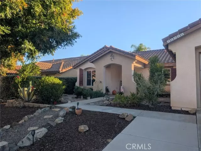 25065 Clover Creek LN, Menifee, CA 92584