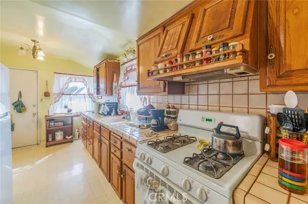 Los Angeles, CA 90042,322 N Avenue 56