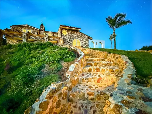 Malibu, CA 90265,33239 Mulholland HWY