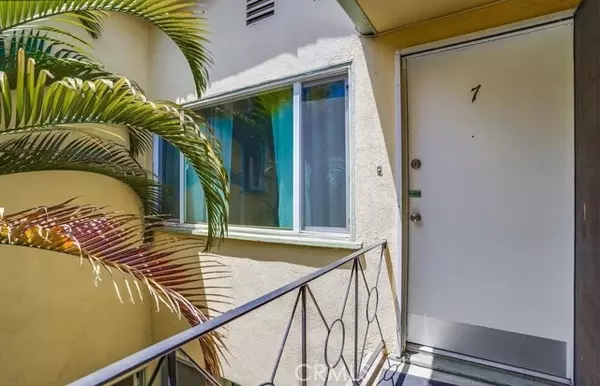 Long Beach, CA 90802,219 Esperanza Ave #7