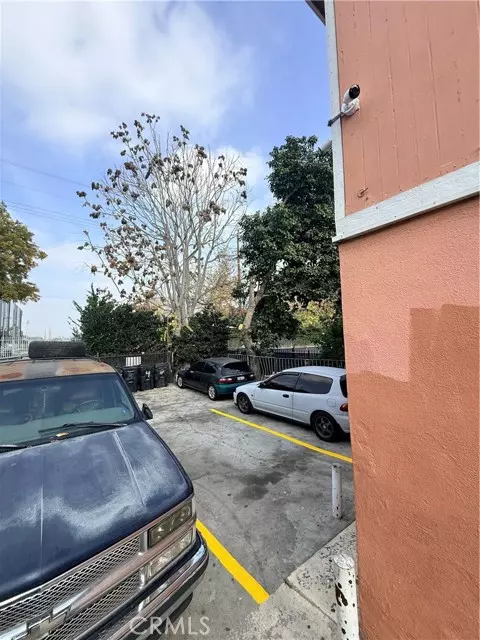 CA 90003,426 E 79th ST 1