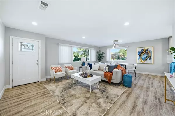 Long Beach, CA 90815,5990 E El Paseo