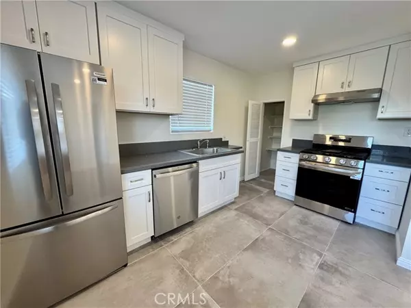 Redondo Beach, CA 90277,821 Avenue A B