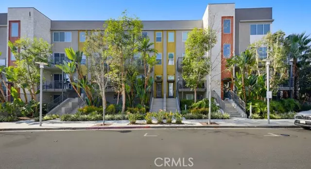 75 Lennox, Irvine, CA 92612