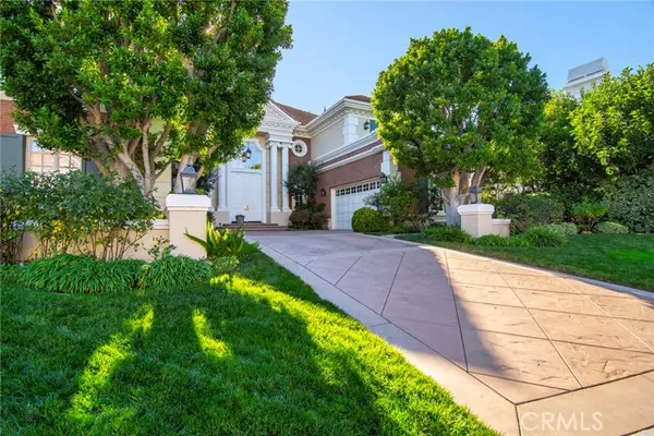 Tarzana, CA 91356,19134 Briarfield WAY