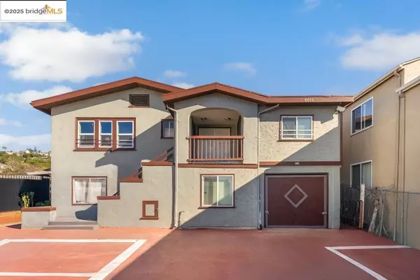 8016 Macarthur Blvd, Oakland, CA 94605