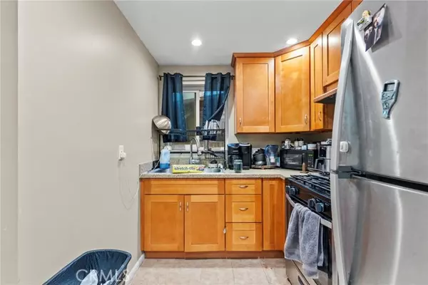 Sylmar, CA 91342,13191 13189 Herron ST