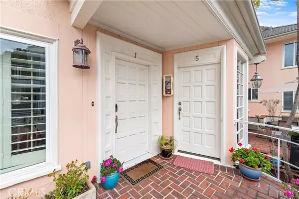 Laguna Beach, CA 92651,462 Cliff DR 1