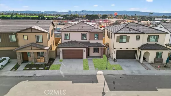Irvine, CA 92618,224 Lily LOOP