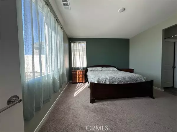 Banning, CA 92220,1351 Fiddleleaf