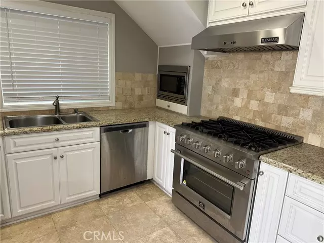 208 41st, Newport Beach, CA 92663