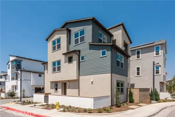 Irvine, CA 92618,363 Proctor