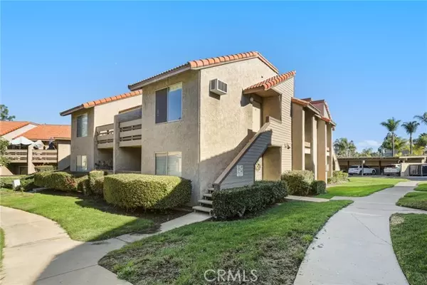 1549 Border AVE G, Corona, CA 92882