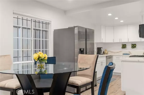 Los Angeles, CA 90003,7516 Avalon