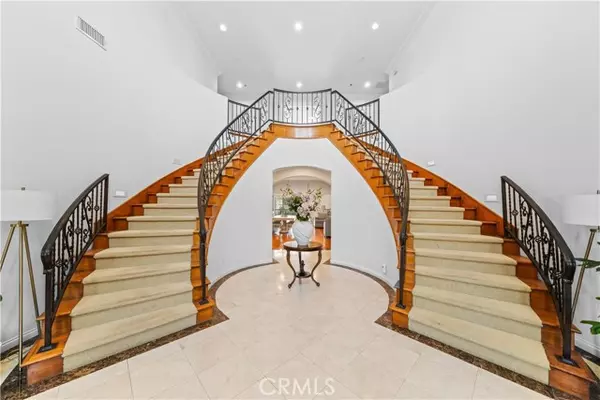 Tustin, CA 92780,1621 Bryan