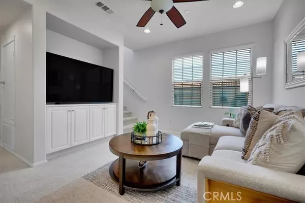 Irvine, CA 92618,35 Silverado