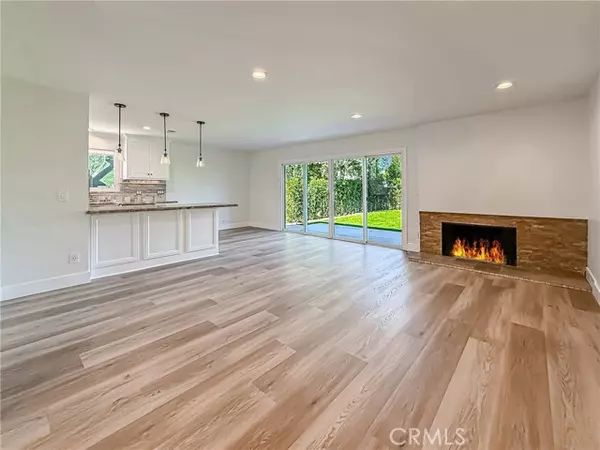 West Hills, CA 91307,23275 Hamlin