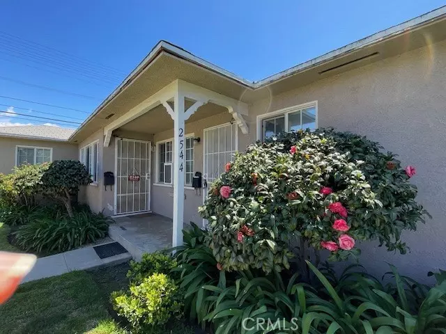 2542 N Brighton, Burbank, CA 91504