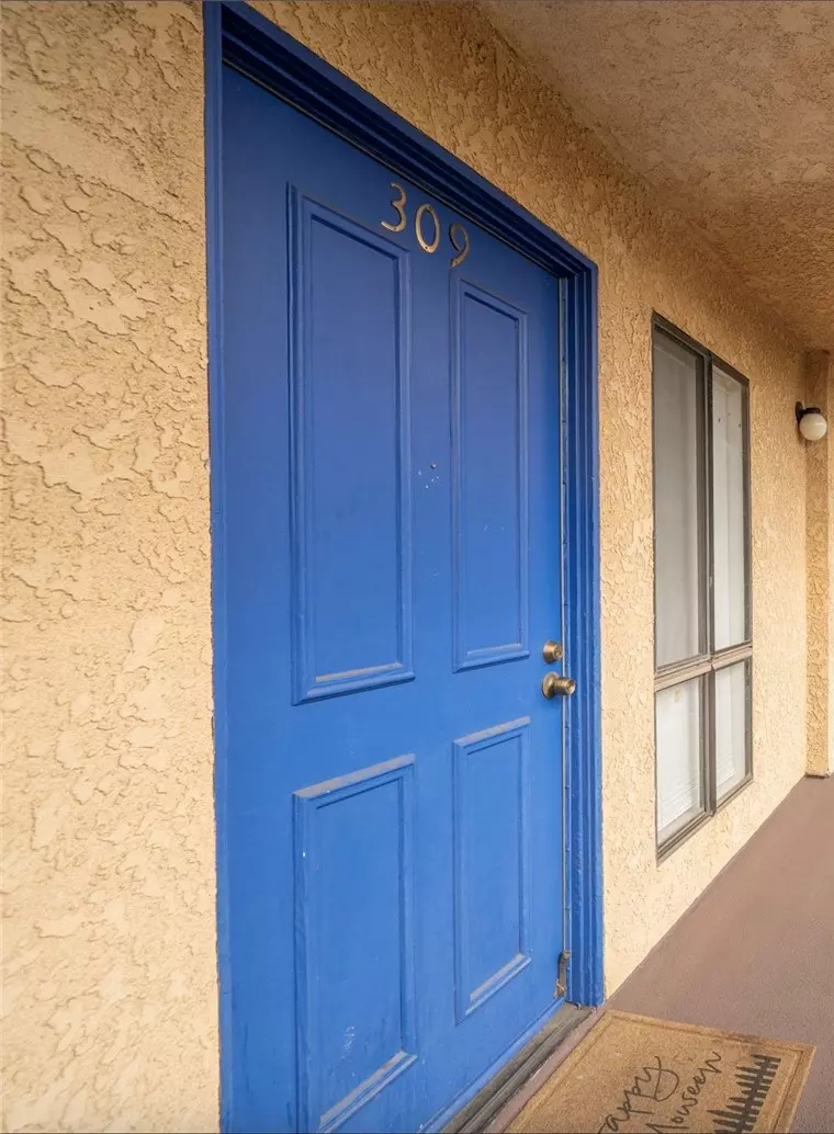 Los Angeles, CA 90042,5036 Echo 309