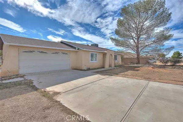 Apple Valley, CA 92307,22133 Thunderbird