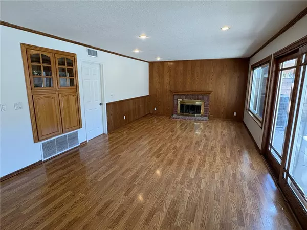 Anaheim, CA 92807,199 N Paseo Rio Moreno