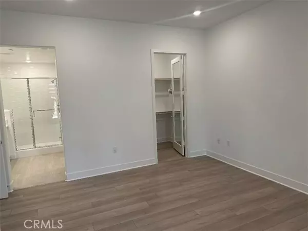 Irvine, CA 92618,512 Nielson