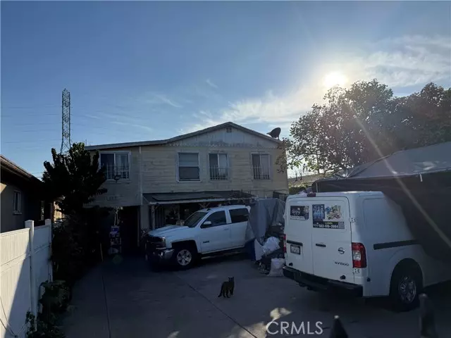 350 E 97th, Los Angeles, CA 90003
