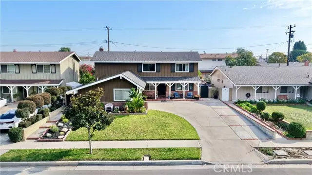 9702 Juanita, Cypress, CA 90630