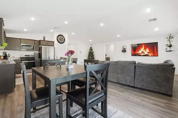 1262 Allegiance AVE, Hemet, CA 92543