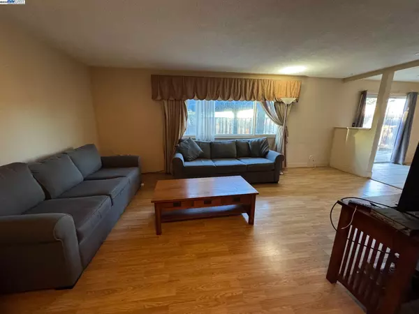 Dublin, CA 94568,7608 Canterbury Ln