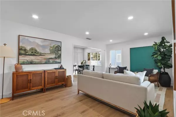 Long Beach, CA 90808,3842 Knoxville