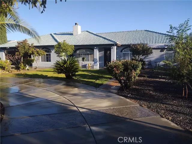 15274 Rodeo St, Hesperia, CA 92345